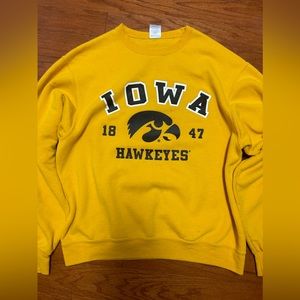 Vintage Iowa Hawkeyes Crewneck size M